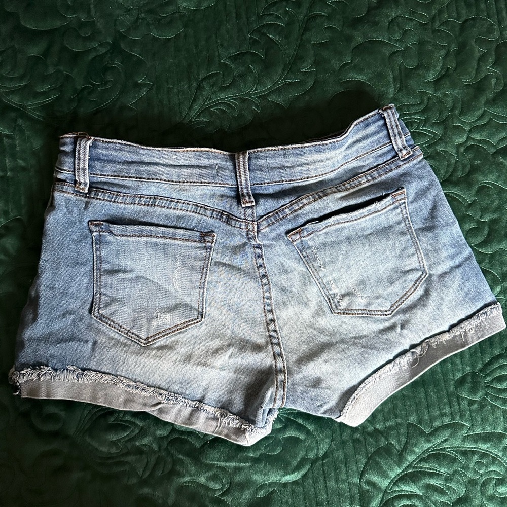 Jean shorts - Picture 2 of 3